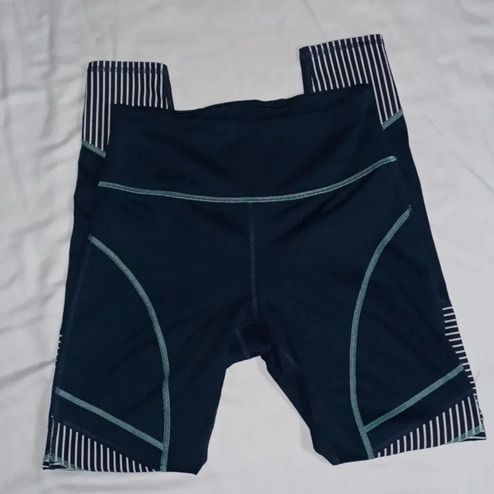 Fila Sport leggings with Pocket In The Back
